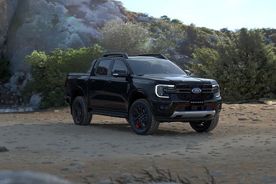 Đánh giá xe bán tải Ford Ranger 2026: Giá lăn bánh chi tiết và thông số kỹ thuật mới nhất