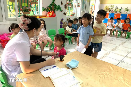 Cập nhật kết quả kiểm tra sức khỏe học sinh lên Cổng dữ liệu của Bộ Y tế