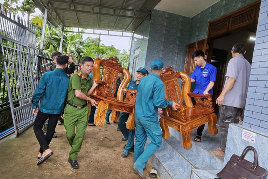 Quảng Sơn khẩn trương di dời 3 hộ dân khỏi khu vực có nguy cơ sạt lở
