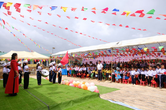 Khai giảng sớm giữa đại ngàn Đam Rông 2