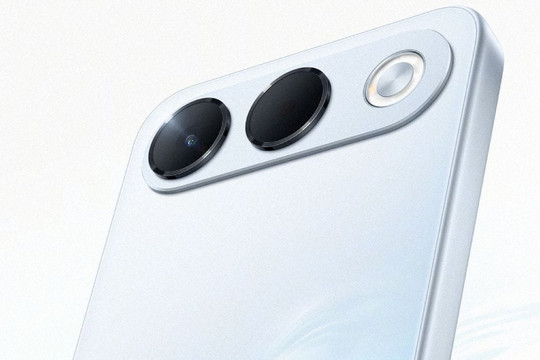 Đánh giá thông số OPPO A7 Pro với pin 8.000 mAh, chip Snapdragon 4 Gen 5 và chuẩn IP69K