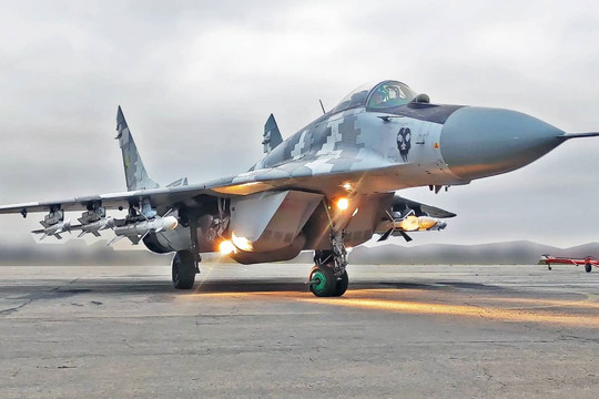 Ukraine tái trang bị tên lửa không đối không R-60 cho tiêm kích MiG-29 nhằm chặn UAV Nga