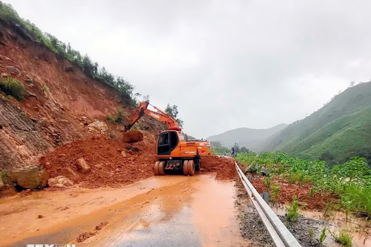 Thời tiết ngày 7/9: Mưa dông diện rộng, cảnh báo lũ quét và sạt lở tại vùng núi