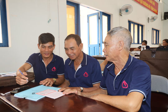 Những người đưa vốn chính sách đến gần dân