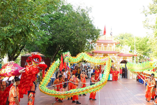 Nối dài mùa du lịch từ sắc màu lễ hội