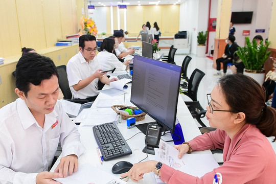 Điều kiện xếp ngạch chuyên viên chính với trưởng phòng cấp xã