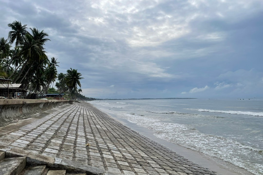 Biển Mũi Né sạch, đẹp sau 2 ngày ra quân