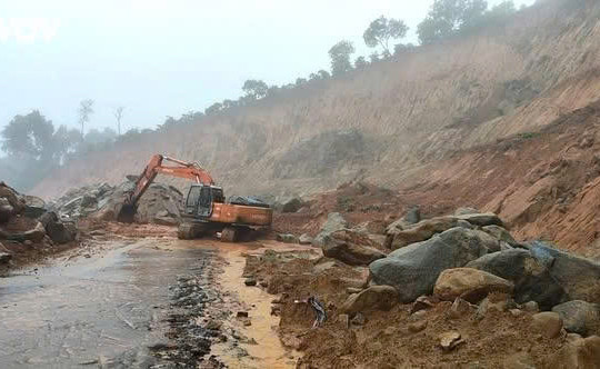 Tạm cấm lưu thông qua đèo Gia Bắc để đảm bảo an toàn