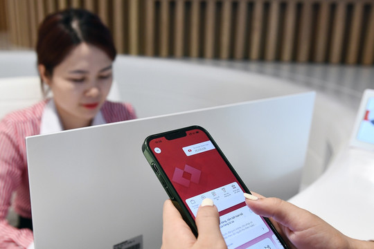Lãi suất tiết kiệm ngày 28/9/2026: Techcombank ưu đãi kỳ hạn 6 và 12 tháng lên tới 8,4%/năm