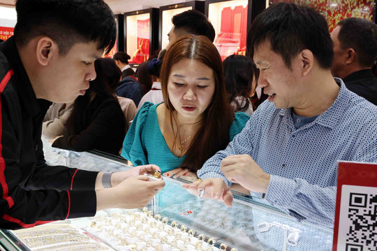 Cập nhật giá vàng sáng 30/9/2026: SJC 9999 nhẫn trơn BTMC DOJI Phú Quý