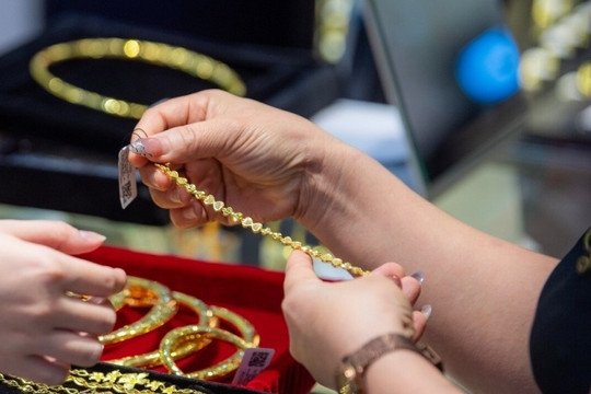 Giá vàng hôm nay 01/10/2026: SJC 140,8 - 143,8 triệu đồng/lượng, giảm 300.000 đồng