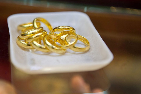 Giá vàng chiều 3/10/2026: Chốt bảng giá vàng 9999, vàng nhẫn BTMC, BTMC, DOJI