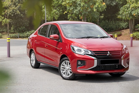 Giá lăn bánh Mitsubishi Attrage MT và CVT tháng 10/2026: Hưởng ưu đãi 100% lệ phí trước bạ