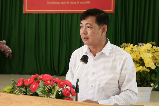 Cử tri kiến nghị đầu tư nâng cấp, mở rộng cảng cá Liên Hương