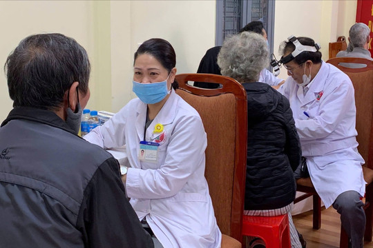 60 ngày đêm đưa dịch vụ y tế đến từng người dân