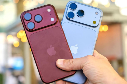 Bốn màu iPhone 18 Pro nhìn ngoài đời: màu nào đẹp, màu nào dễ lộ vân tay?