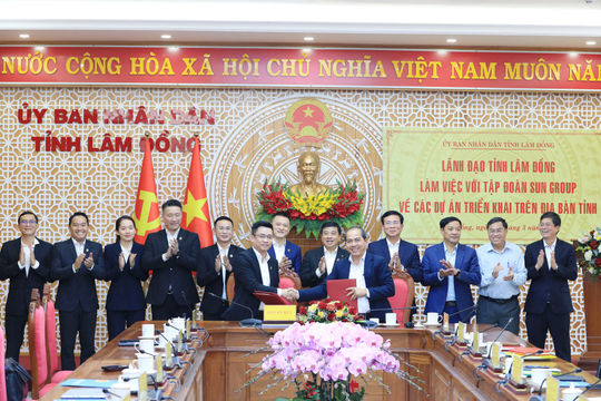 Lam Dong Rolls Out the Red Carpet for Businesses