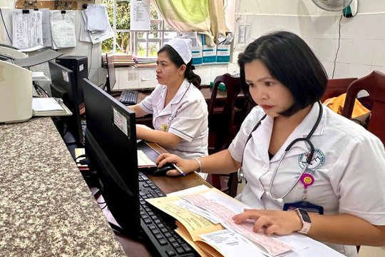 Học tập và thực hành theo Bác từ những việc làm cụ thể