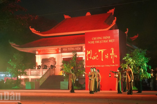 Khúc tri ân các Anh hùng liệt sĩ tại Công viên Lê Thị Riêng