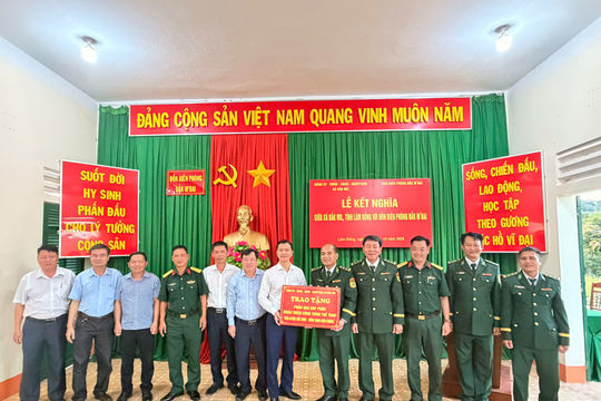Xã Đắk Mil kết nghĩa với Đồn Biên phòng Đắk M’Bai