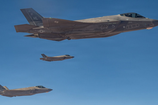 Mỹ đạt thỏa thuận mua 850 tiêm kích F-35 trong 10 năm, Nga tung tên lửa Filin tầm bắn 1.200 km