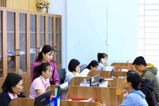 Nam Dong đưa dịch vụ công về tận thôn, bon