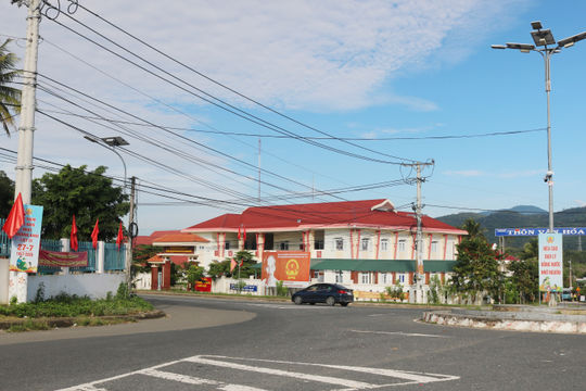 Đồng bào xã Đông Giang đang chuyển mình thoát nghèo