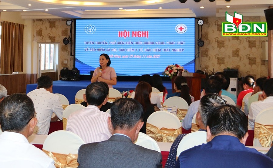 Tuyên truyền chính sách bảo hiểm xã hội cho hội viên chữ thập đỏ