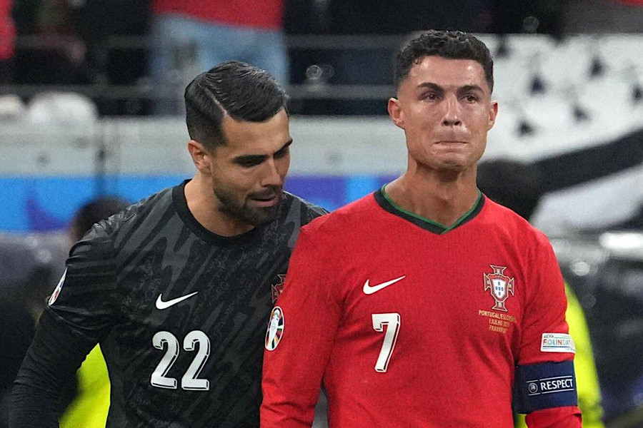 Kết thúc vòng 1/8 EURO 2024: Ronaldo đã già, Anh-Pháp gây thất vọng