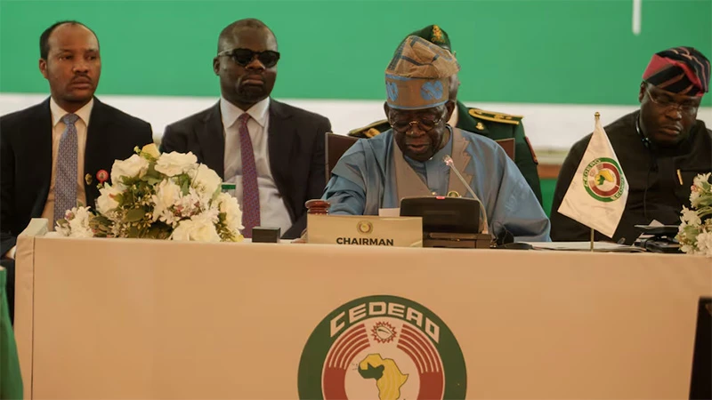 ECOWAS cảnh báo nguy cơ tan rã