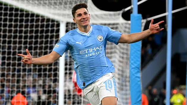 Chuyển nhượng sáng 17/7: Atletico đang đàm phán Julian Alvarez, Lukaku sắp đến Napoli