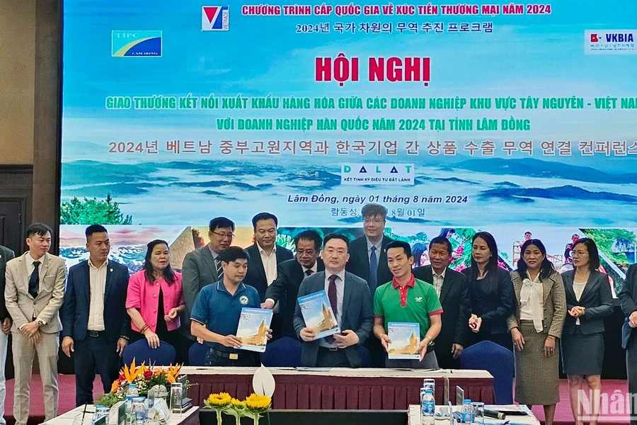 Hơn 40 biên bản hợp tác được ký kết giữa doanh nghiệp Hàn Quốc và vùng Tây Nguyên