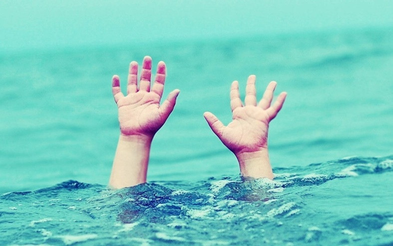 Đắk Lắk: Chơi gần ao, hai trẻ đuối nước thương tâm