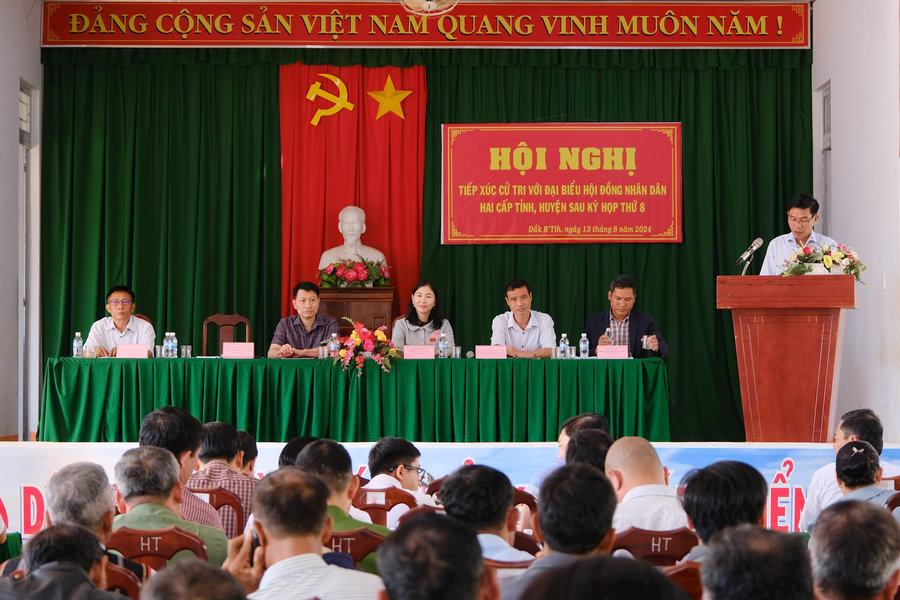 HĐND 2 cấp tiếp xúc cử tri xã Đắk R’tíh