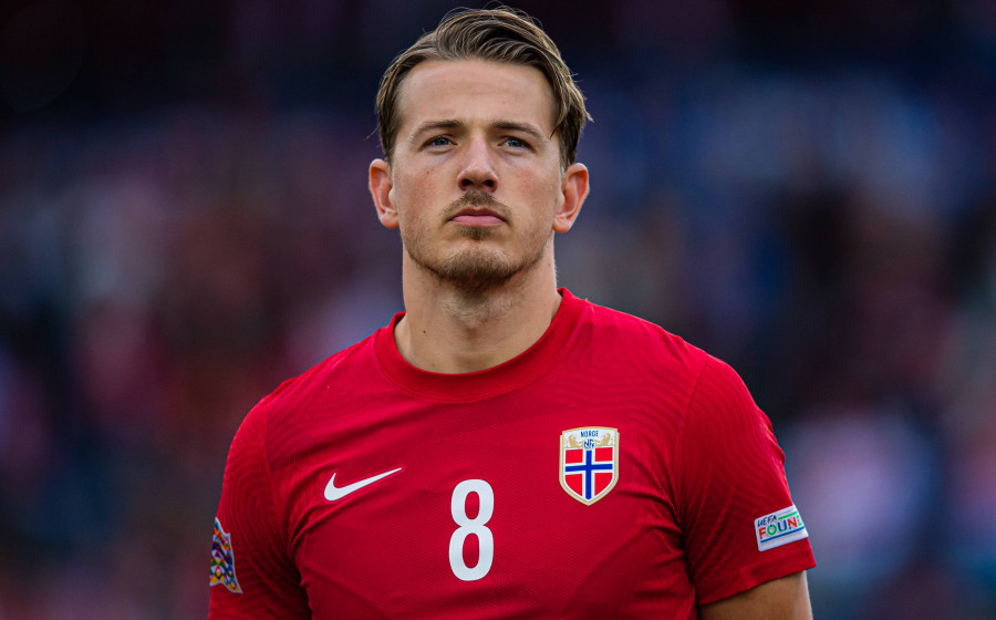 MU áp sát “máy quét” Sander Berge: Burnley chốt giá, Quỷ đỏ chốt hạ?