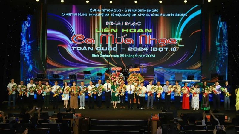 Khai mạc Liên hoan Ca múa nhạc toàn quốc năm 2024 - đợt 2