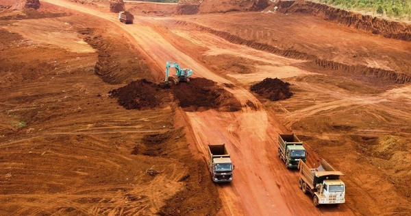 Công nghiệp bô xít - alumin - nhôm và năng lượng tái tạo: Trụ cột phát triển kinh tế của Đắk Nông