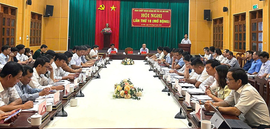 Hội nghị Ban Chấp hành Đảng bộ thị xã An Khê lần thứ 18 (mở rộng)