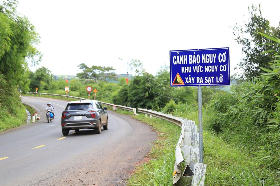 Đắk Nông, cảnh báo sạt lở, sụt lún đất tại 3 huyện