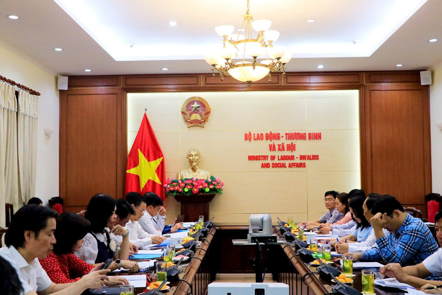 Thứ trưởng Bộ Lao động Thương binh - Xã hội Lê Văn Thanh làm việc với tỉnh Đắk Nông