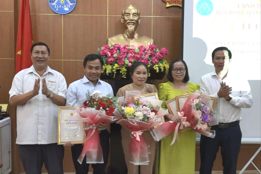 Cư Jút có thêm 5 sản phẩm OCOP đạt 3 sao cấp tỉnh