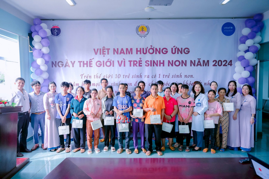 Đắk Nông hưởng ứng Ngày thế giới vì trẻ sinh non