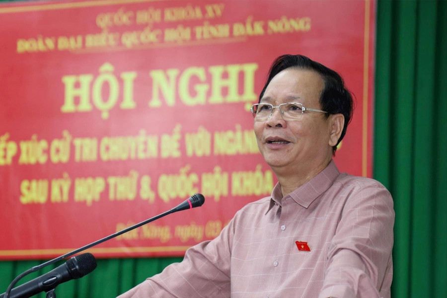 Bí thư Tỉnh ủy Đắk Nông tiếp xúc với 500 cử tri ngành Giáo Dục