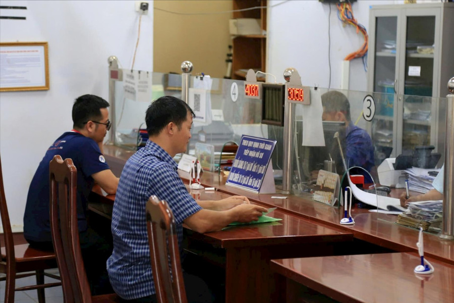 Còn tình trạng thu phí ngoài quy định tại một cửa Gia Nghĩa
