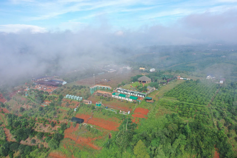Nhiều việc cần làm để phát huy giá trị của CVĐCTC UNESCO Đắk Nông