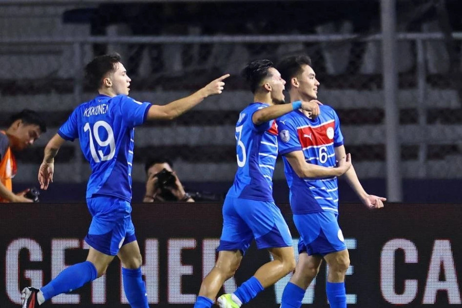 Kết quả bán kết AFF Cup 2024: 'Địa chấn' tại Rizal Memorial