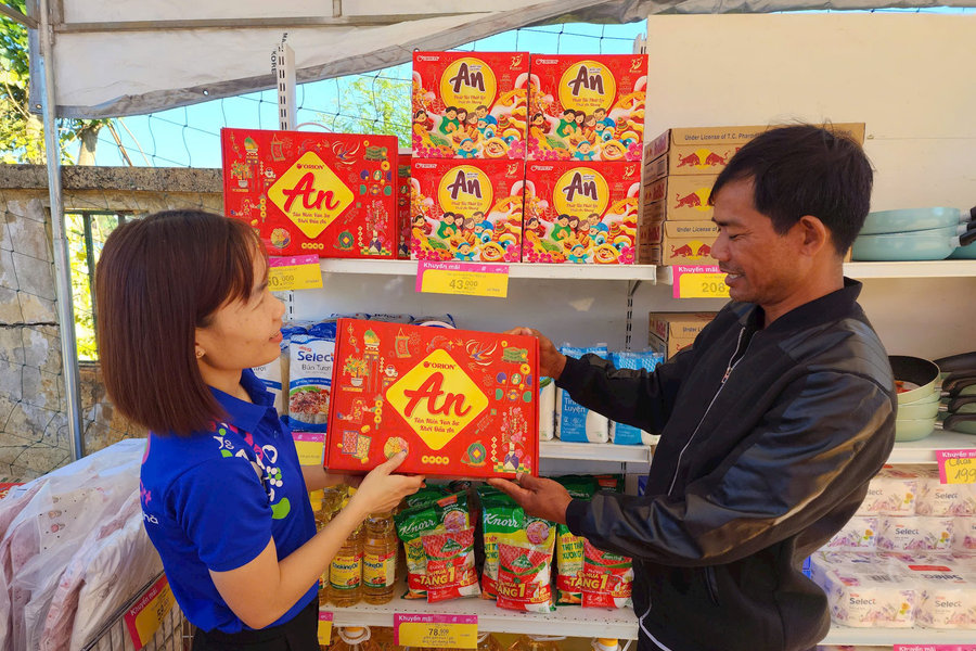 Co.opmart Đắk Nông đưa hàng Việt về nông thôn