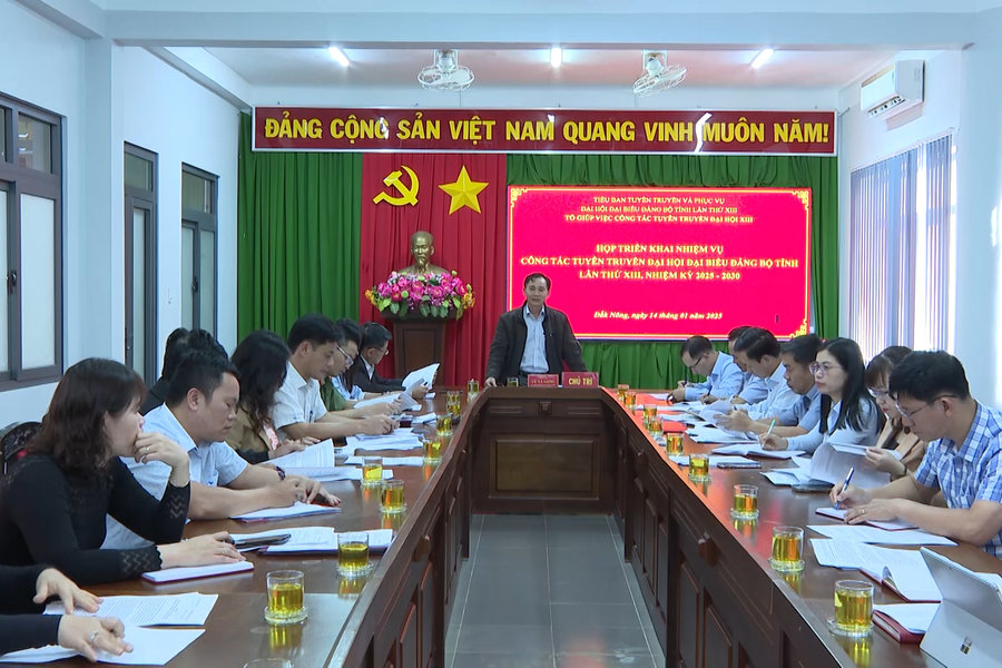 Tập trung tuyên truyền sâu rộng về đại hội đảng các cấp