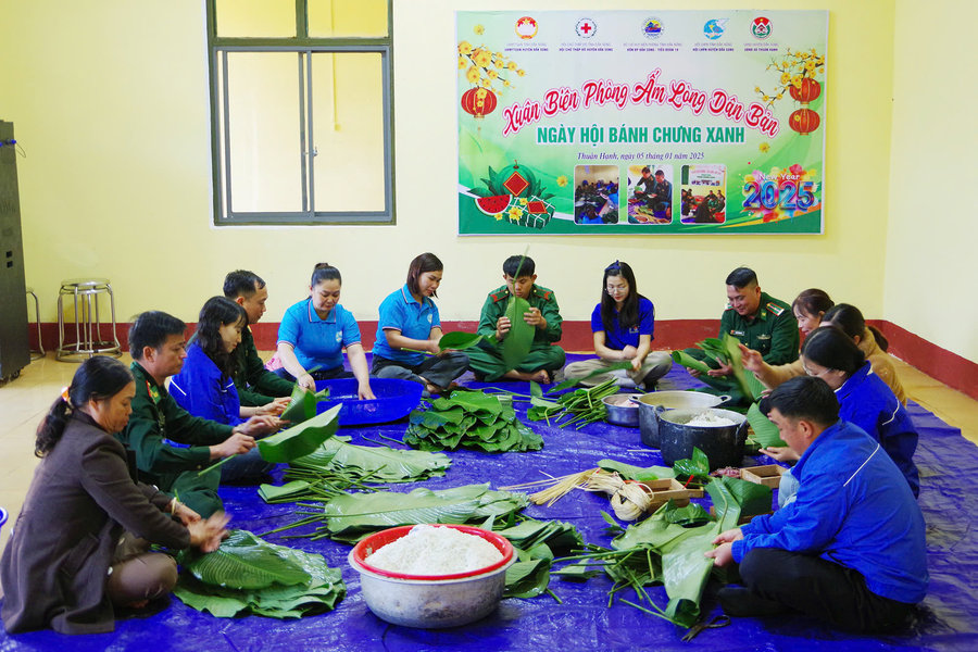 Bộ đội Biên phòng Đắk Song gắn bó, sẻ chia với Nhân dân
