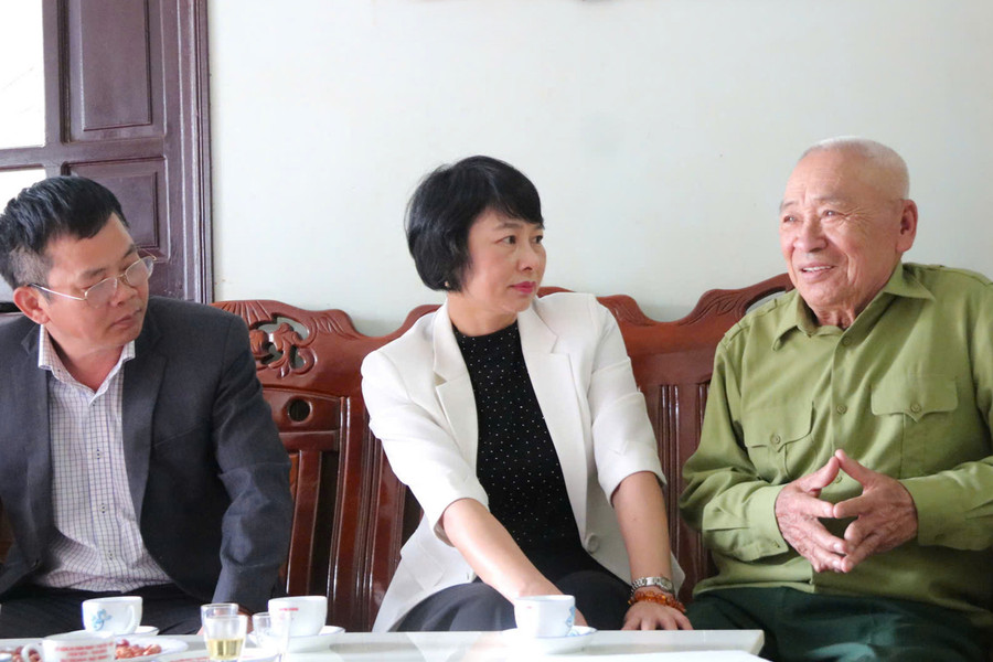 Kỷ niệm 95 năm Ngày thành lập Đảng Cộng sản Việt Nam: “Sợi chỉ đỏ” xuyên suốt nhiều thế hệ